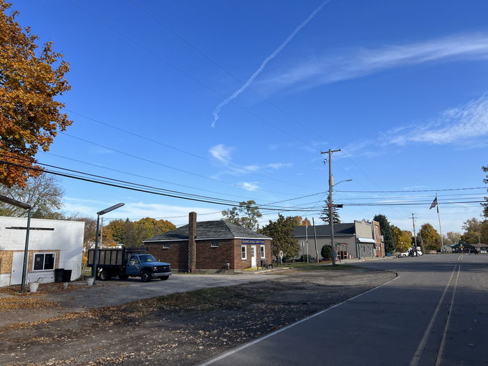 Gaines - Oct 23 2022 Photo (newer photo)